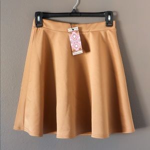 NWOT Skater girl short fit and flare skirt in tan/ camel